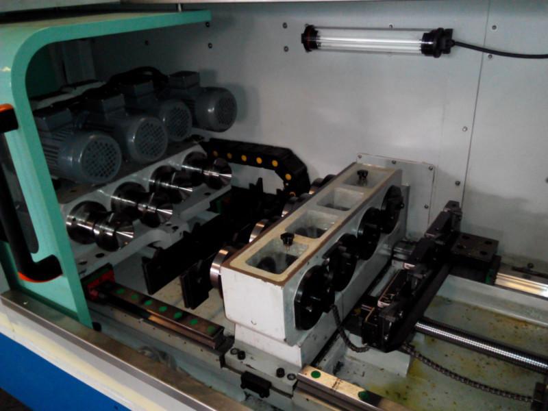 深孔钻机床的主要结构