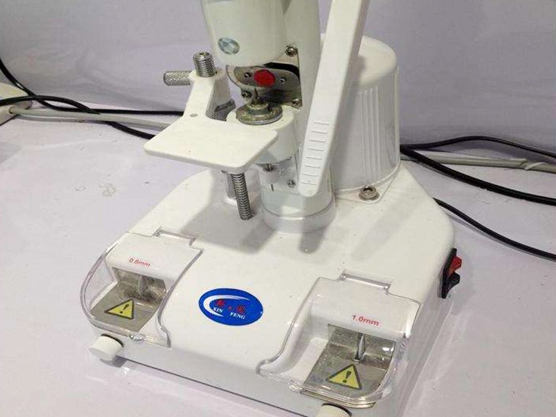 镜片钻孔机怎么用?具体流程分享!